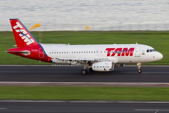 PR-MAI - TAM Airbus A319