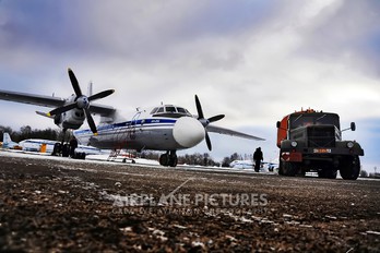 RA-26025 - Ulyanovsk Higher Civil Aviation School Antonov An-26 (all models)