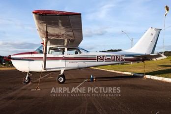 PT-DNE - Private Cessna 172 Skyhawk (all models except RG)
