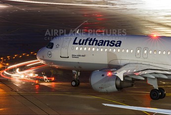 D-AIPW - Lufthansa Airbus A320