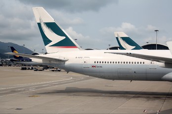 B-KPD - Cathay Pacific Boeing 777-300ER