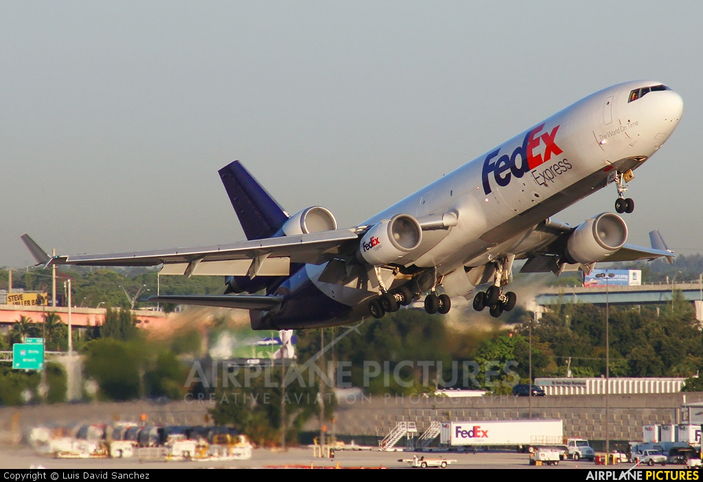 FedEx Federal Express N615FE aircraft at Fort Lauderdale - Hollywood Intl