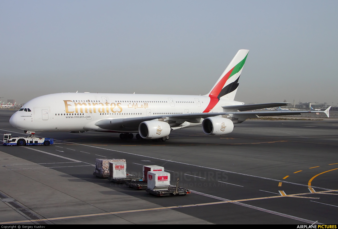 Emirates Airlines A6-EDA aircraft at Dubai Intl