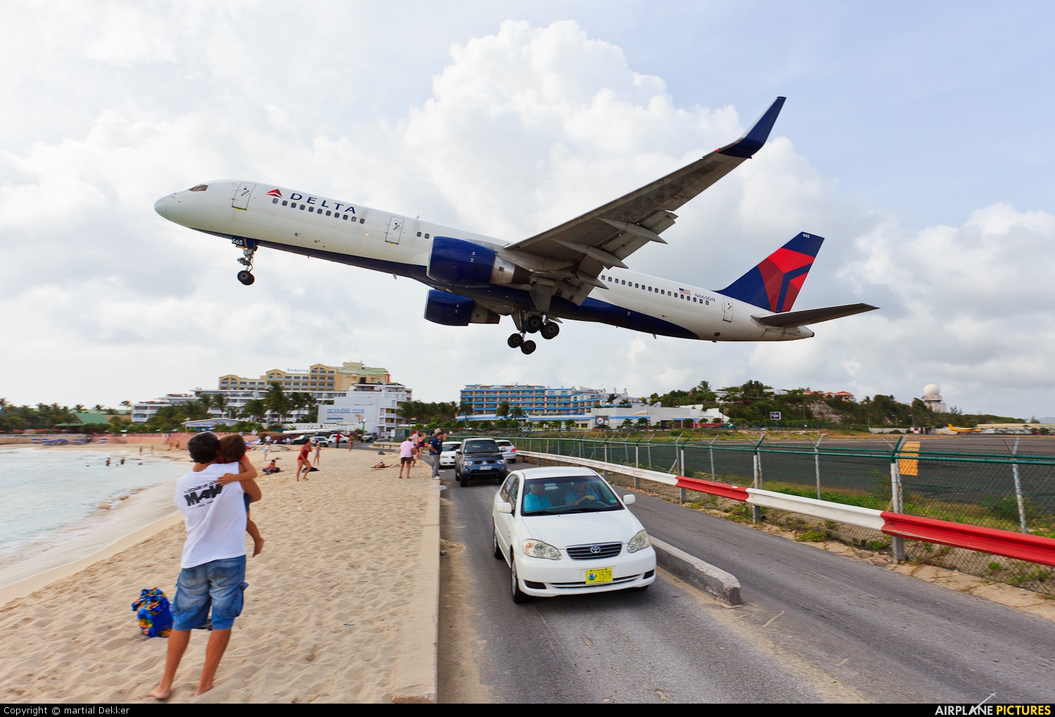 Delta Air Lines N665DN aircraft at Sint Maarten - Princess Juliana Intl