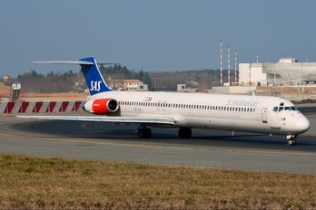 SE-DIS - SAS - Scandinavian Airlines McDonnell Douglas MD-81