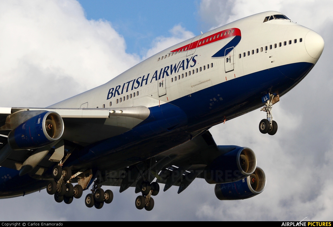 British Airways G-BNLL aircraft at London - Heathrow