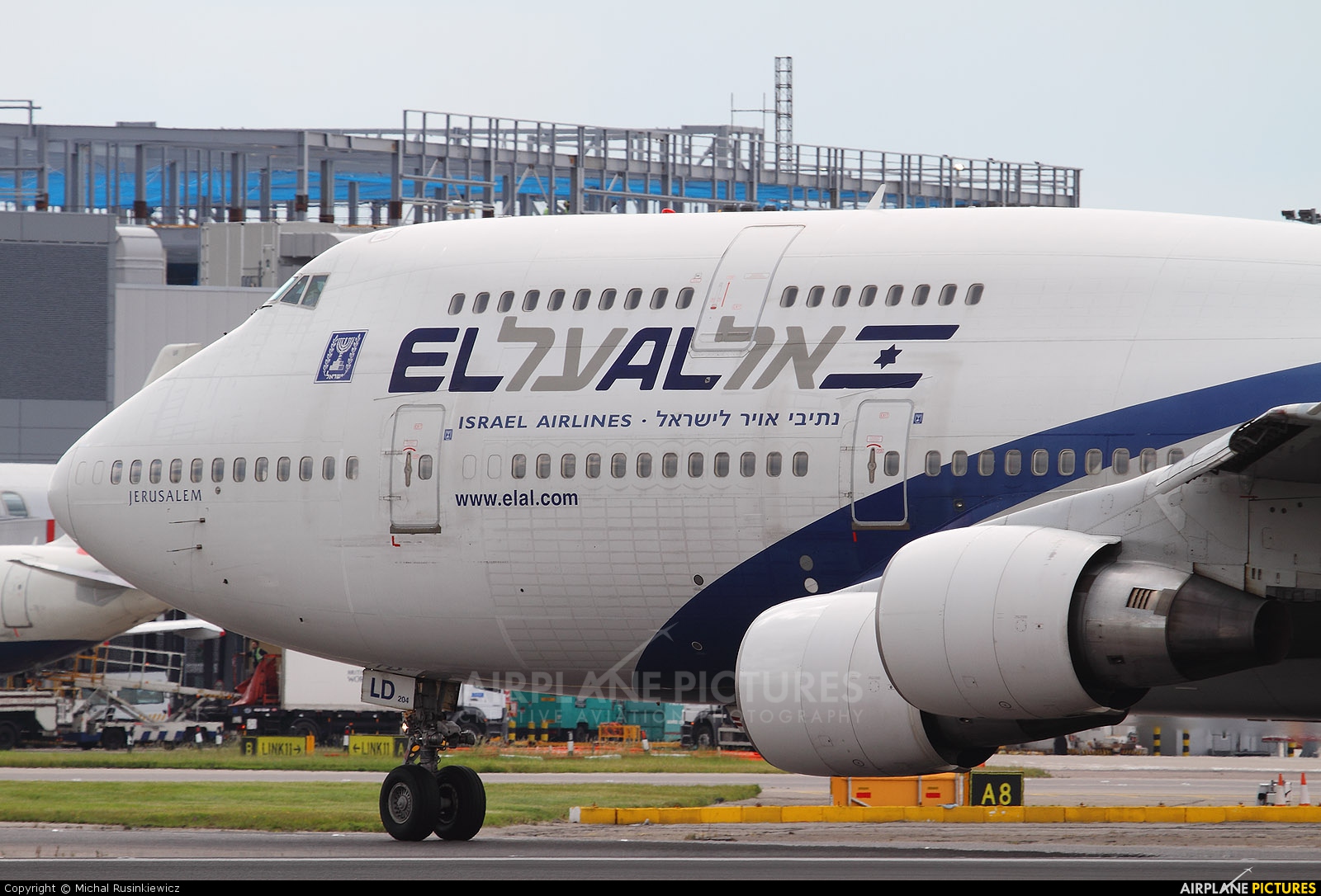 El Al Israel Airlines 4X-ELD aircraft at London - Heathrow