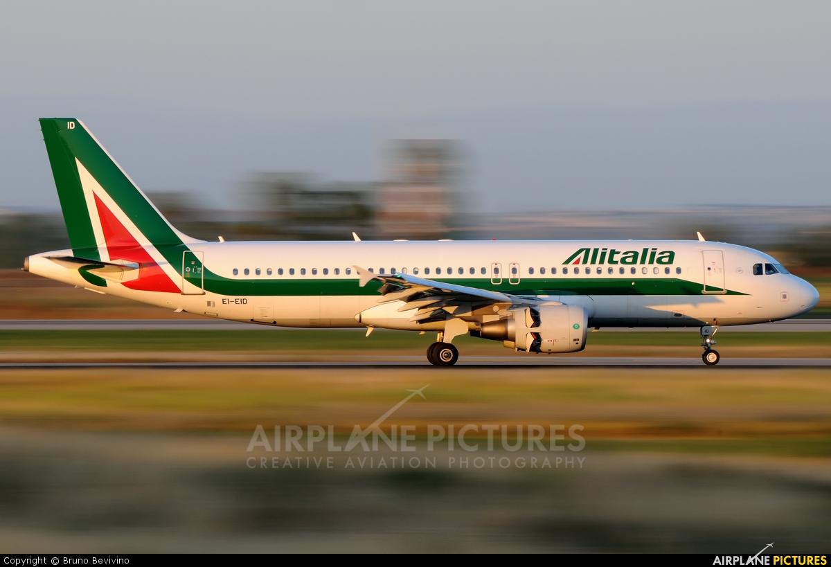 Alitalia EI-EID aircraft at Rome - Fiumicino