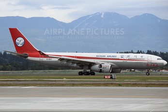 B-6517 - Sichuan Airlines  Airbus A330-200