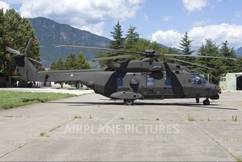 MM81530 - Italy - Army NH Industries NH-90 TTH