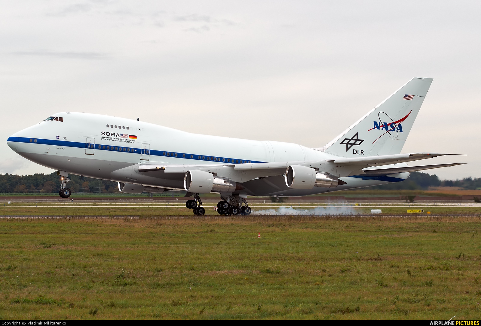 NASA N747NA aircraft at Stuttgart