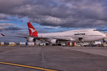 VH-OEF - QANTAS Boeing 747-400ER