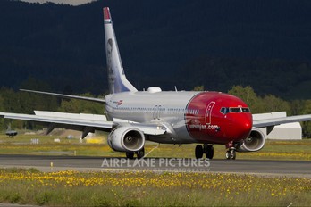 LN-DYQ - Norwegian Air Shuttle Boeing 737-800