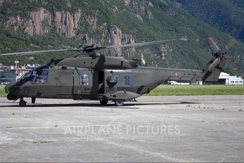 MM81521 - Italy - Army NH Industries NH-90 TTH