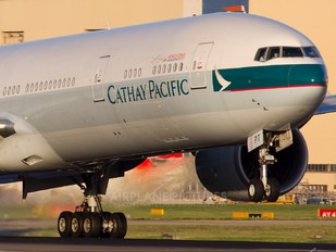 B-KPT - Cathay Pacific Boeing 777-300ER