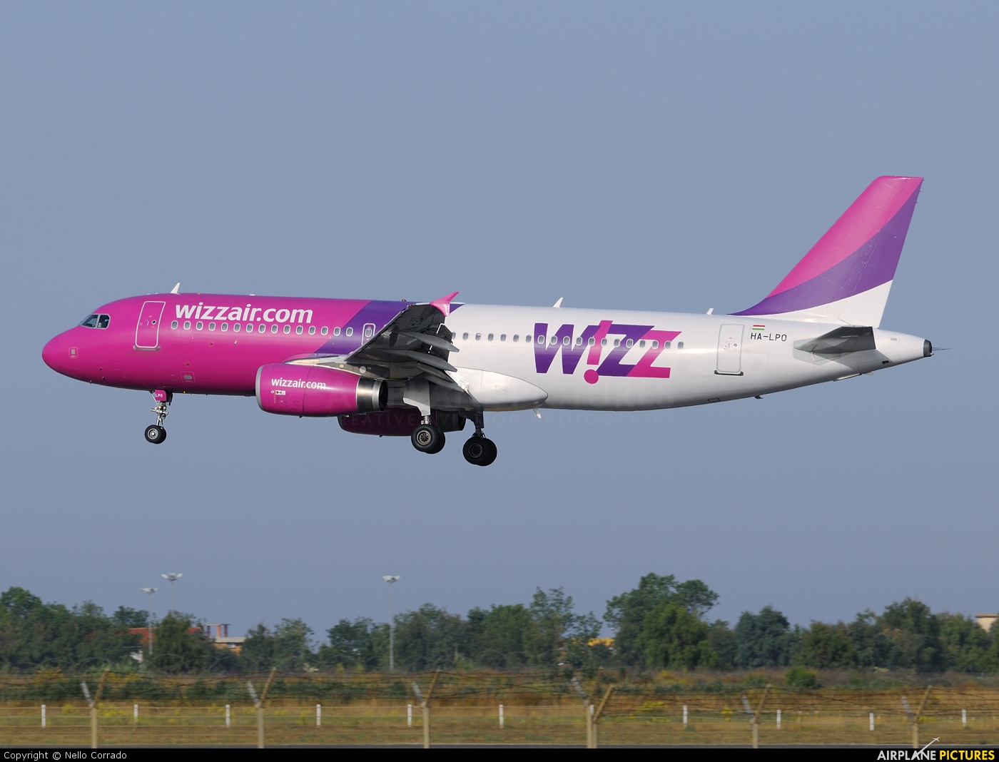 Wizz Air HA-LPO aircraft at Rome - Fiumicino