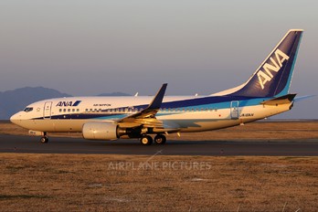 JA18AN - ANA - All Nippon Airways Boeing 737-700