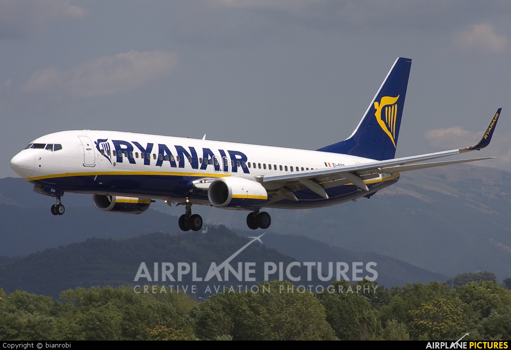 Ryanair EI-ESO aircraft at Bergamo - Orio al Serio