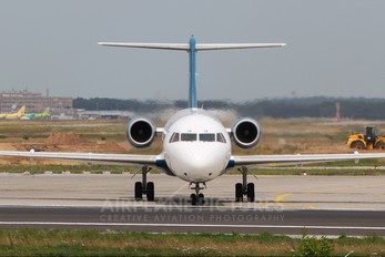 4O-AOK - Montenegro Airlines Fokker 100