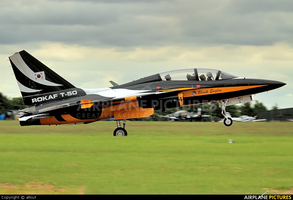 Korea (South) - Air Force: Black Eagles 10-0052 aircraft at Waddington