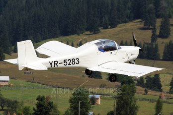 YR-5283 - Private Aerostar Festival