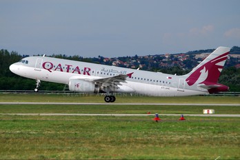 A7-AHC - Qatar Airways Airbus A320