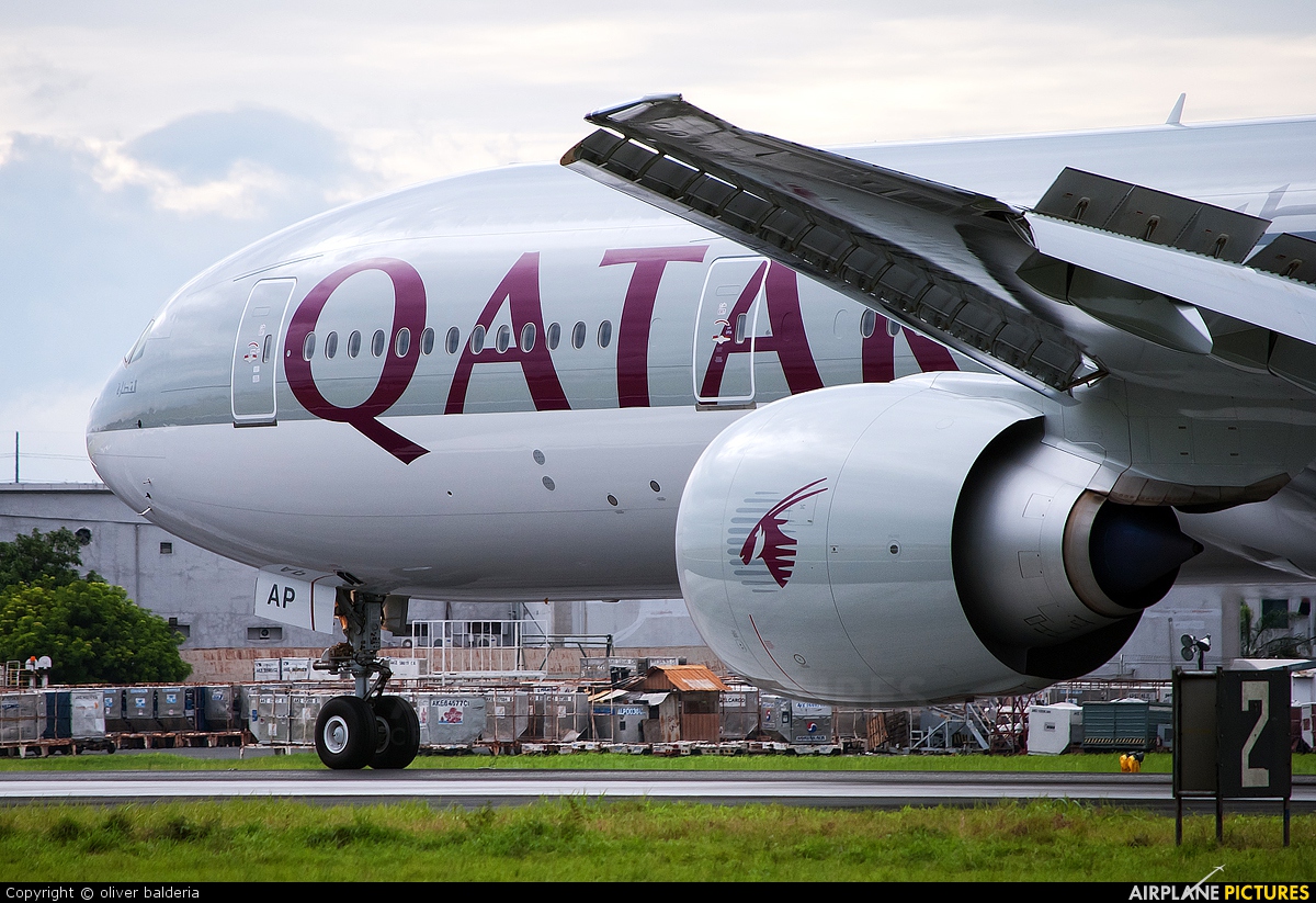 Qatar Airways A7-BAP aircraft at Manila Ninoy Aquino Intl