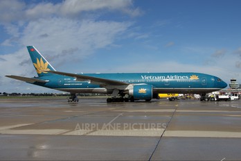 VN-A150 - Vietnam Airlines Boeing 777-200ER