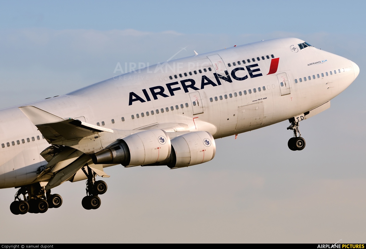 Air France F-GITD aircraft at Paris - Charles de Gaulle