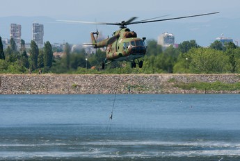 421 - Bulgaria - Air Force Mil Mi-17