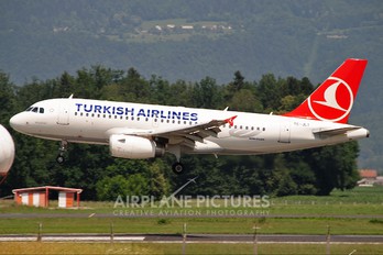 TC-JLT - Turkish Airlines Airbus A319
