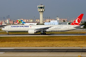 TC-JJL - Turkish Airlines Boeing 777-300ER