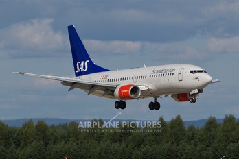 LN-RNO - SAS - Scandinavian Airlines Boeing 737-700