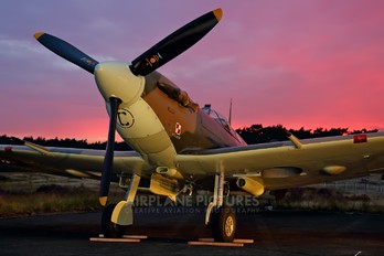 G-MKVB - Historic Aircraft Collection Supermarine Spitfire LF.Vb