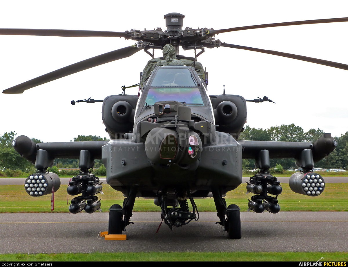 Q 16 Netherlands Air Force Boeing Ah 64d Apache At Hoeven Seppe