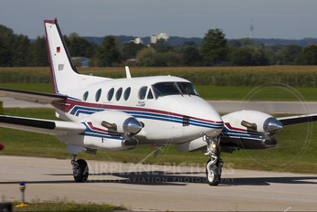 D-IHSW - Private Beechcraft 90 King Air