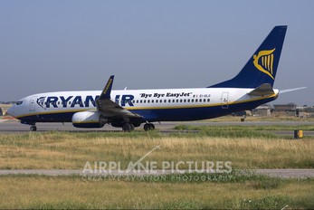 EI-DLO - Ryanair Boeing 737-800