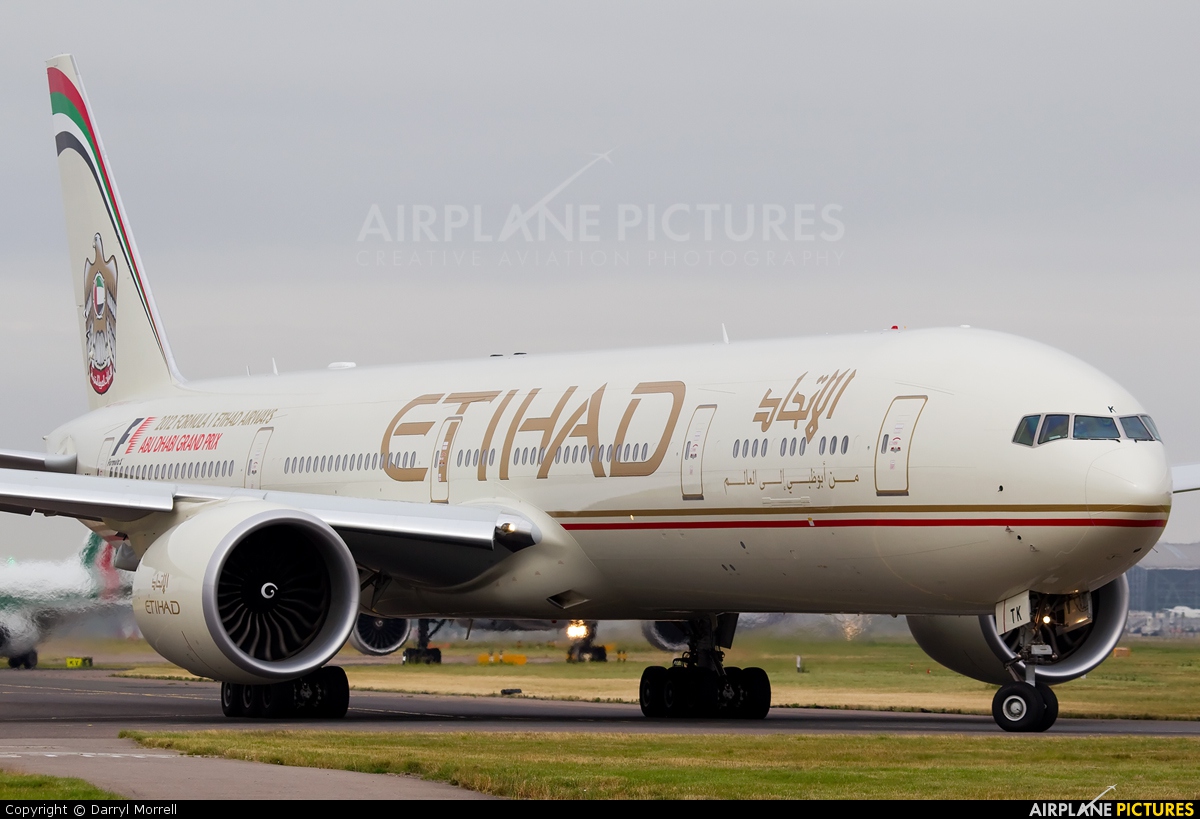Etihad Airways A6-ETK aircraft at London - Heathrow