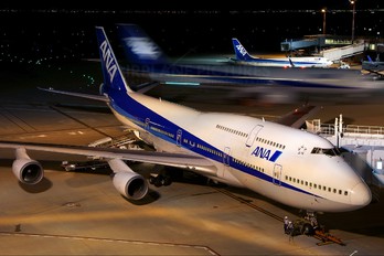 JA8965 - ANA - All Nippon Airways Boeing 747-400D