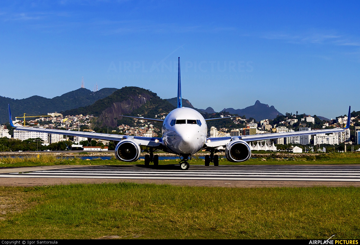 VARIG PR-VBZ aircraft at Rio de Janeiro - Santos Dumont