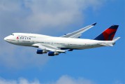 N672US - Delta Air Lines Boeing 747-400 aircraft