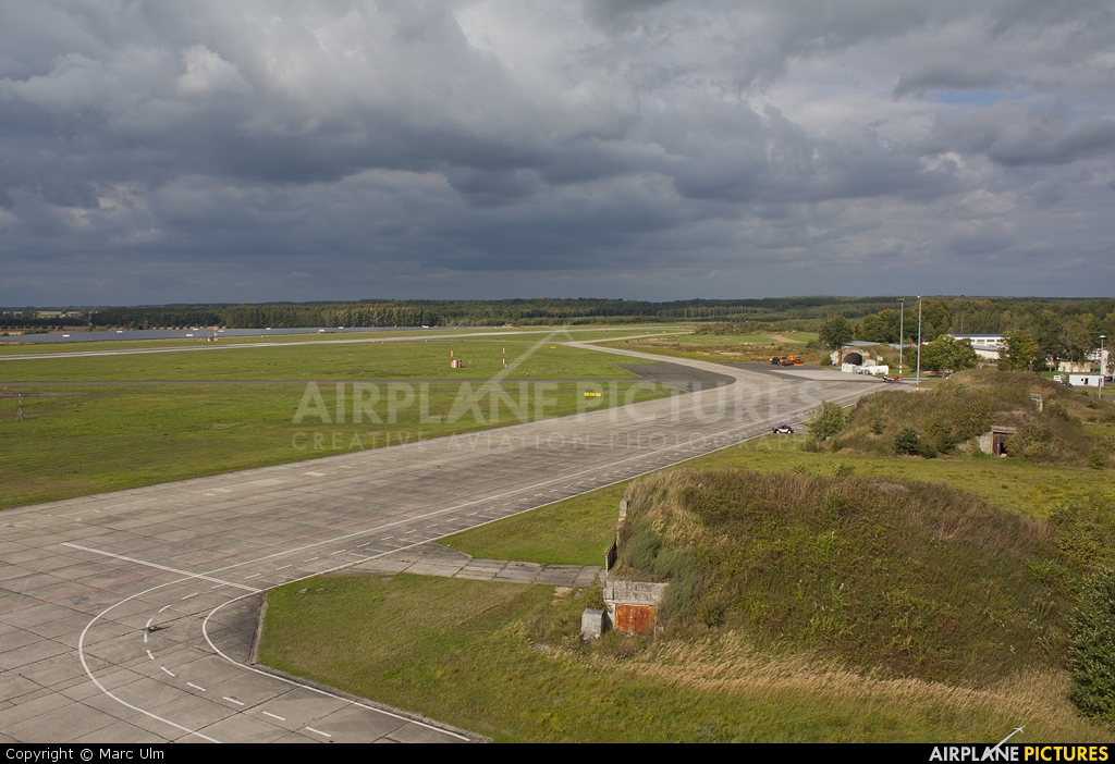 - Airport Overview - aircraft at Leipzig-Altenburg