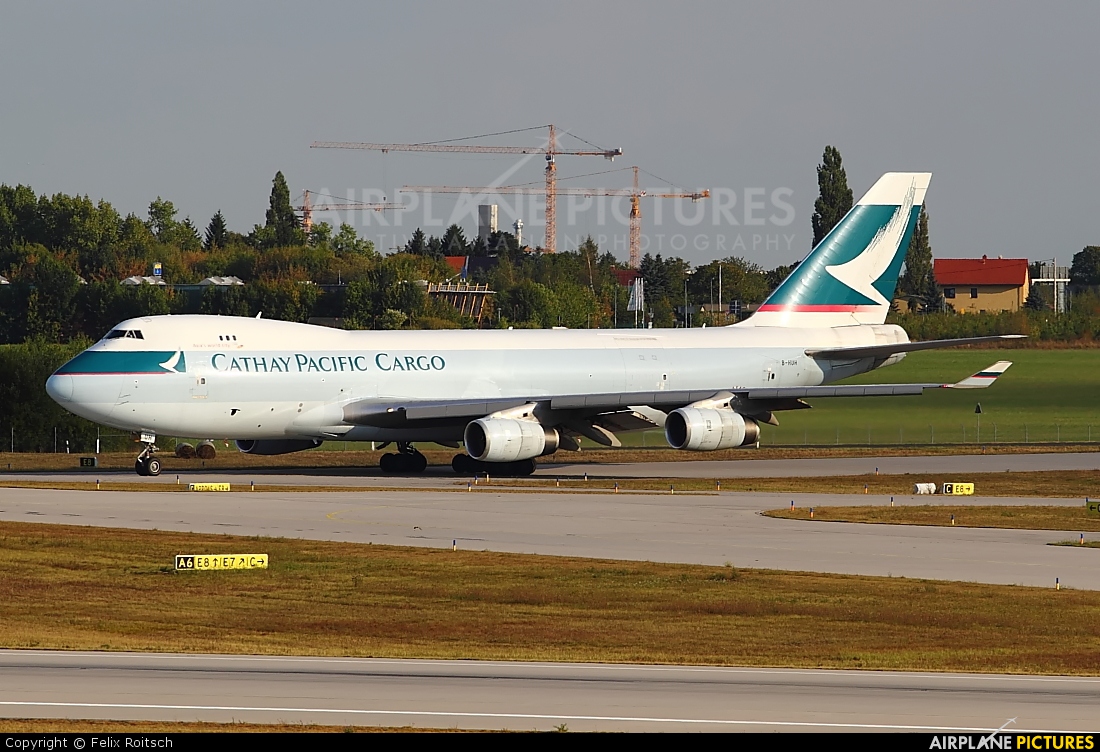 Cathay Pacific Cargo B-HUH aircraft at Leipzig - Halle