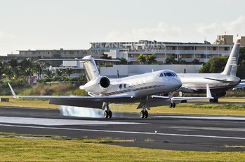N415QS - Private Gulfstream Aerospace G-IV,  G-IV-SP, G-IV-X, G300, G350, G400, G450
