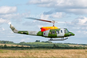 ZK067 - British Army Bell 212