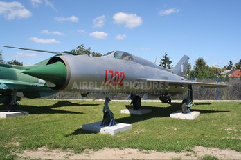 1702 - Poland - Air Force Mikoyan-Gurevich MiG-21PF