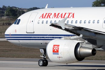 9H-AEK - Air Malta Airbus A320