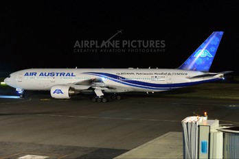 F-ORUN - Air Austral Boeing 777-200ER