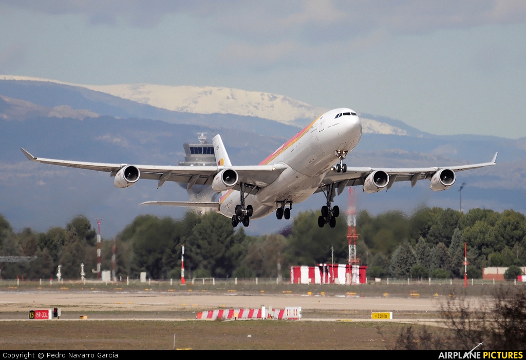 Iberia EC-HGV aircraft at Madrid - Barajas