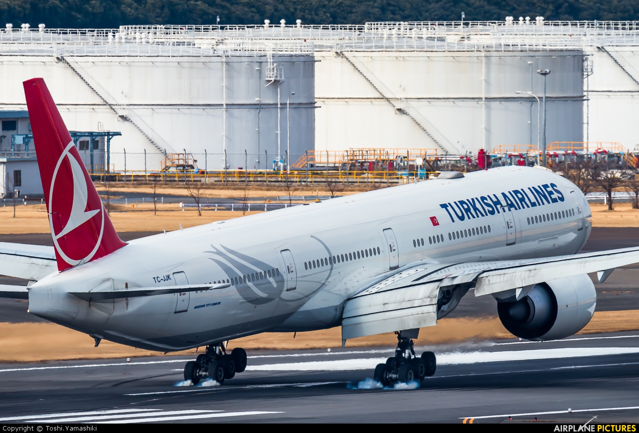 Turkish Airlines TC-JJK aircraft at Tokyo - Narita Intl